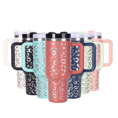 Купить Эко-дружественный 40 унций нержавеющей стали с ручкой изолированный простой современный леопардский тумблер 1200 мл портативный большой вместимости подходит большинству автостоек Производство в сети