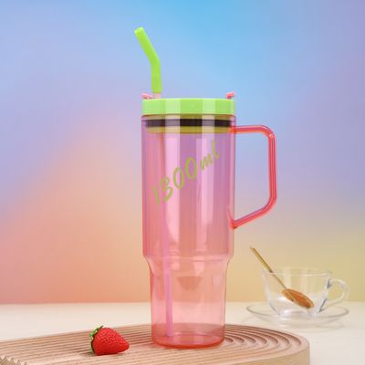 Купить Настраиваемый логотип 40 унций Пластиковая бутылка для воды с ручкой Слома 1200 мл Большой вместимости Пластиковые бутылки для многократного использования для воды Безопасный с герметичной двойной стеной Производство в сети