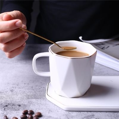 Креативные геометрические позолоченные керамические чашки офисные чашки для кофе простые черно-белые кружки и тарелки Дневные цветочные чашки и тарелки